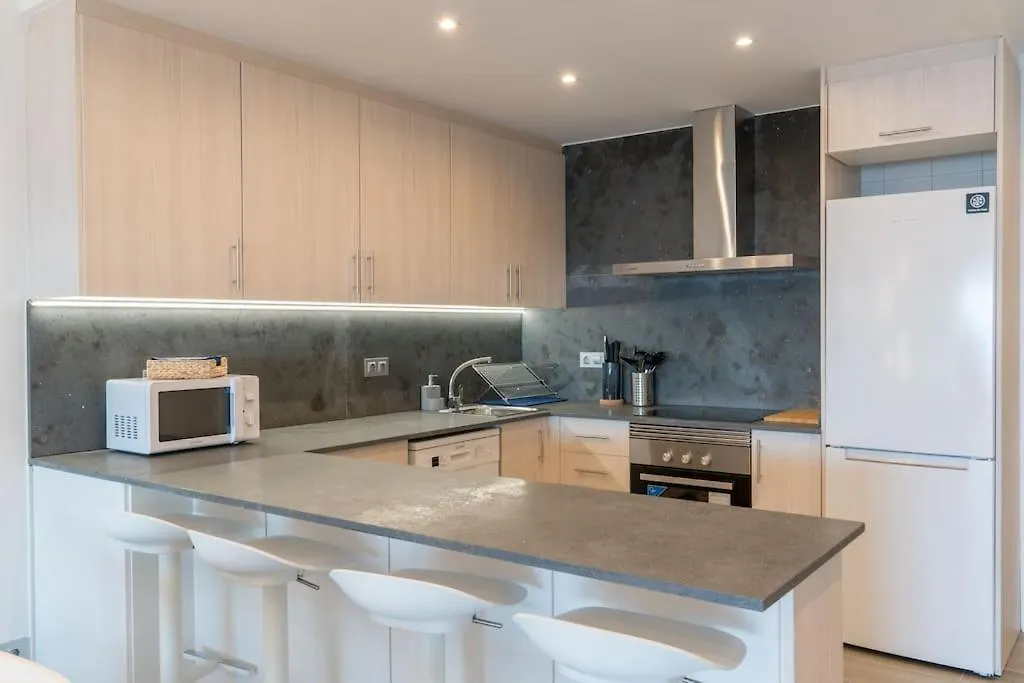 Seahomes Vacations - Cala Banys Apt Lloret de Mar 0*,
